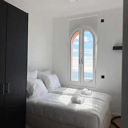Cleoma With Pool And Sea View דירה *