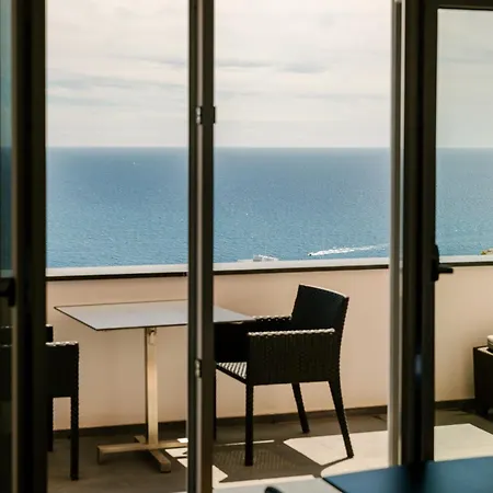 Apartament Cleoma With Pool And Sea View Beausoleil